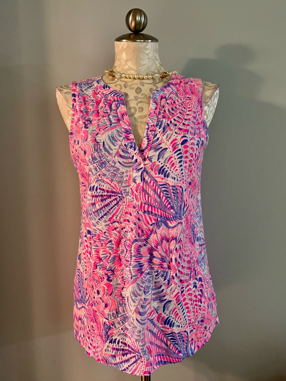 Lilly Pulitzer Florin Sleeveless Scoop Top in Pink Size Medium